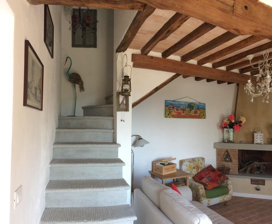 Гостевой дом La Casina Delle Rondini Corsanico-Bargecchia Экстерьер фото
