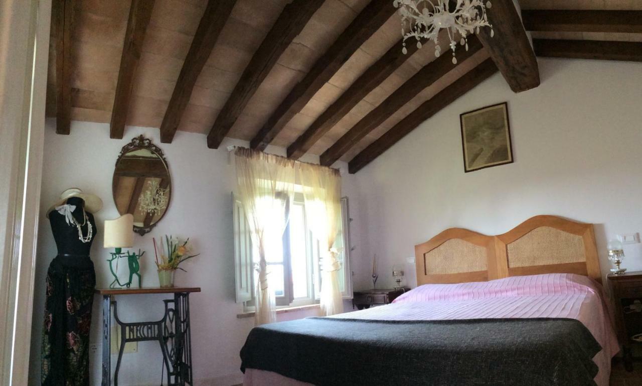 Гостевой дом La Casina Delle Rondini Corsanico-Bargecchia Экстерьер фото